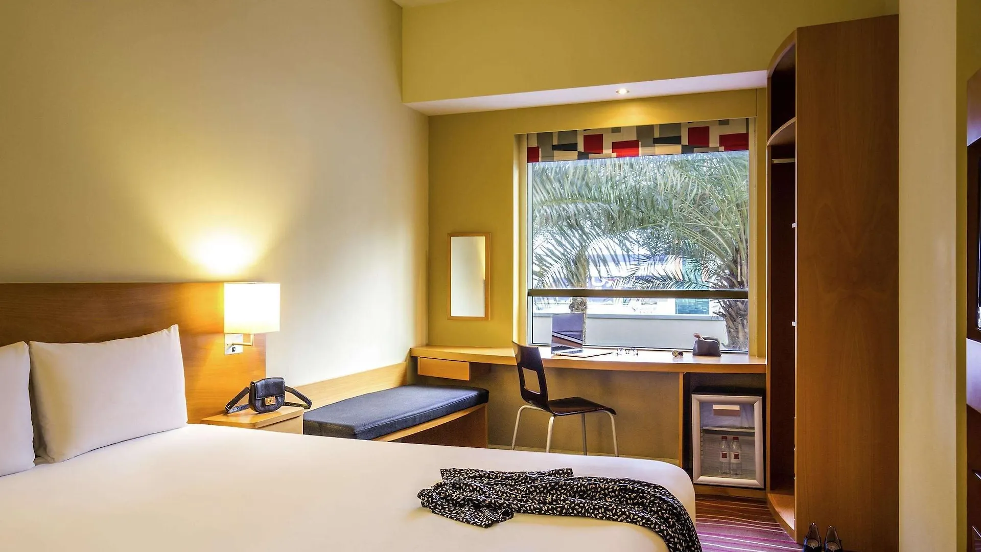 Hotel Ibis Mall Avenue Dubai